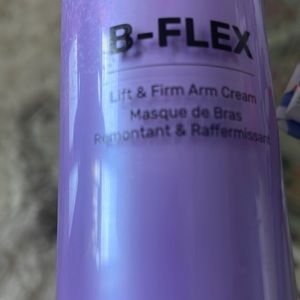 Maleys B-Flex lift and arm cream.  Used once